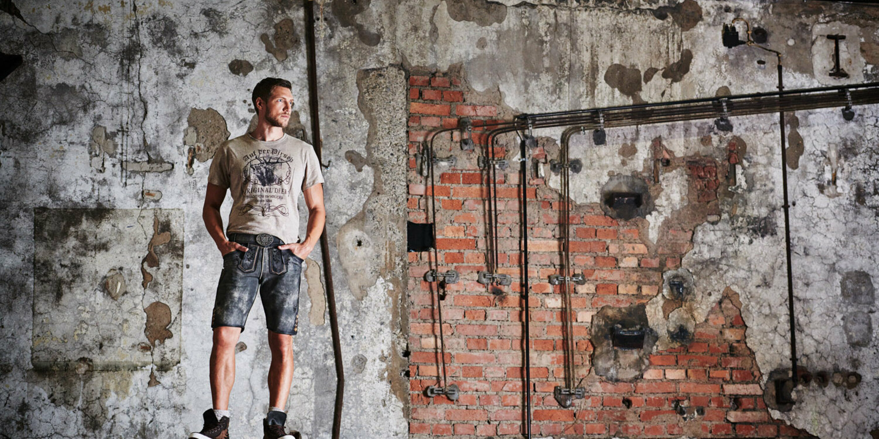 Trachten in &Uuml;bergr&ouml;&szlig;e f&uuml;r Damen bis Gr. 56 und Herren bis Gr. 76 