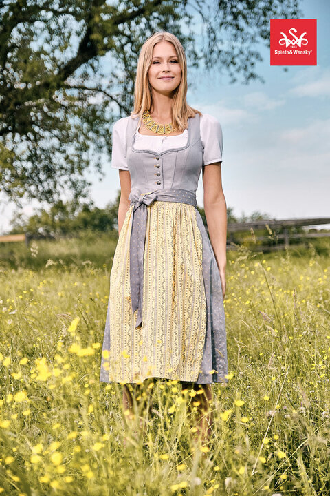 Dirndl im Landhausstil finden Sie bei uns im Trachten gesch&auml;ft Zell