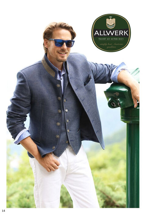 Schickes Outfit aus Trachtenjanker, Trachtenweste und wei&szlig;er Sommerhose. 