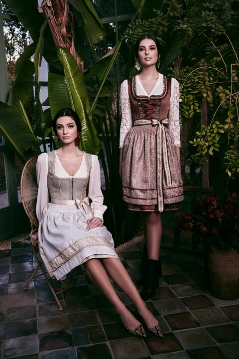 Tratitionelle Kr&uuml;ger Dirndl im Trachten Shop zell g&uuml;nstig kaufen