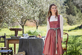 marjo_dirndl-gr-1-ulrike_bluse-gr-1-luana-dali